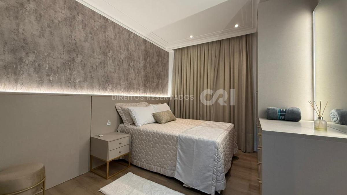 Apartamento 180m² com 4 Suítes no Edifício Noah na Meia Praia em Itapema