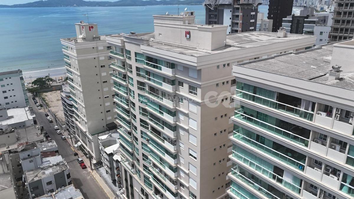 Apartamento 210m² com 4 Suítes no Edifício Le Grand Parc no Centro em Itapema
