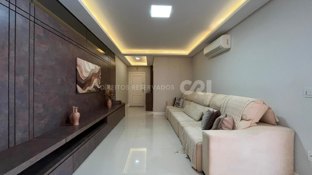 Apartamento 210m² com 4 Suítes no Edifício Le Grand Parc no Centro em Itapema