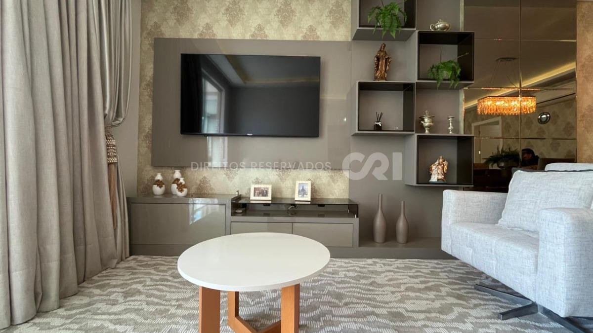 Apartamento 210m² com 4 Suítes no Edifício Le Grand Parc no Centro em Itapema