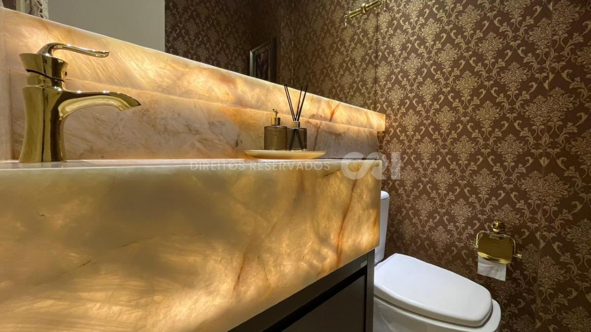 Apartamento 210m² com 4 Suítes no Edifício Le Grand Parc no Centro em Itapema