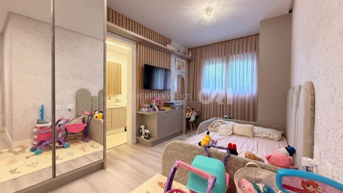 Apartamento com 3 Suítes no Chateau de Florence no Centro em Itapema