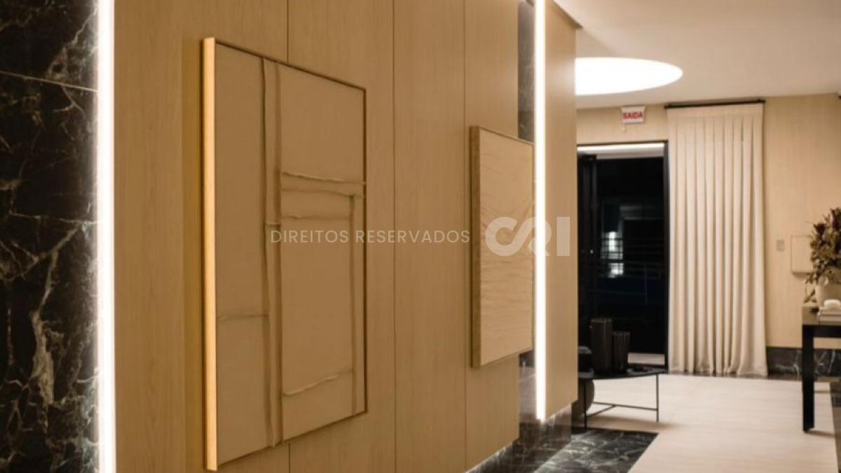 Apartamento com 3 suítes no Edifício Sol Nascente no Canto da Praia, Itapema
