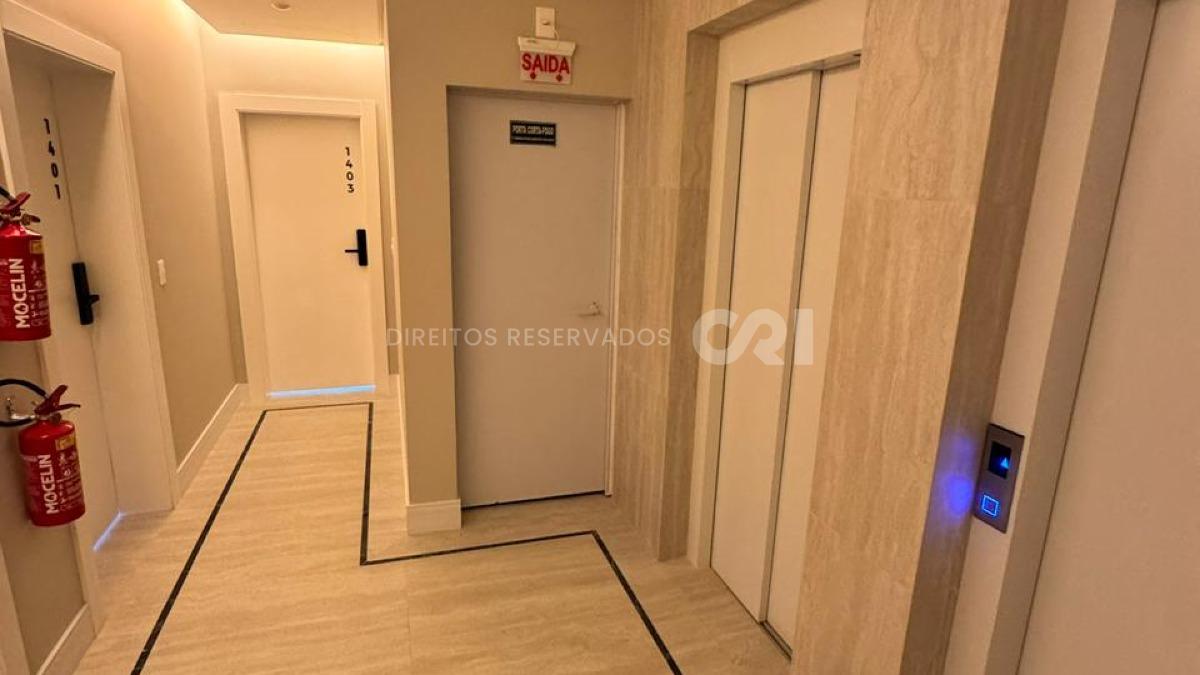 Apartamento com 3 suítes Edifício Sol Nascente no Canto da Praia em Itapema