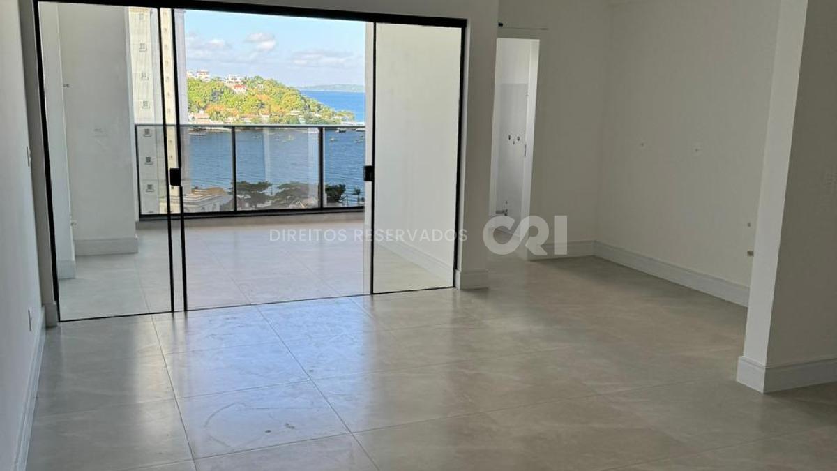 Apartamento com 3 suítes Edifício Sol Nascente no Canto da Praia em Itapema