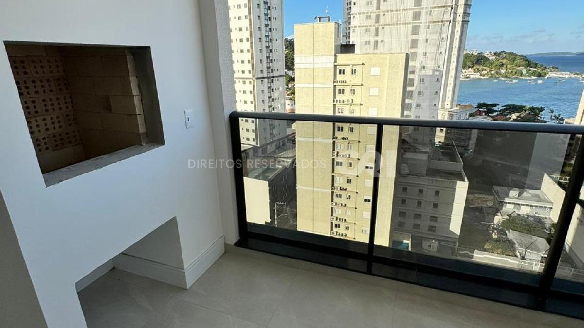 Apartamento com 3 suítes Edifício Sol Nascente no Canto da Praia em Itapema