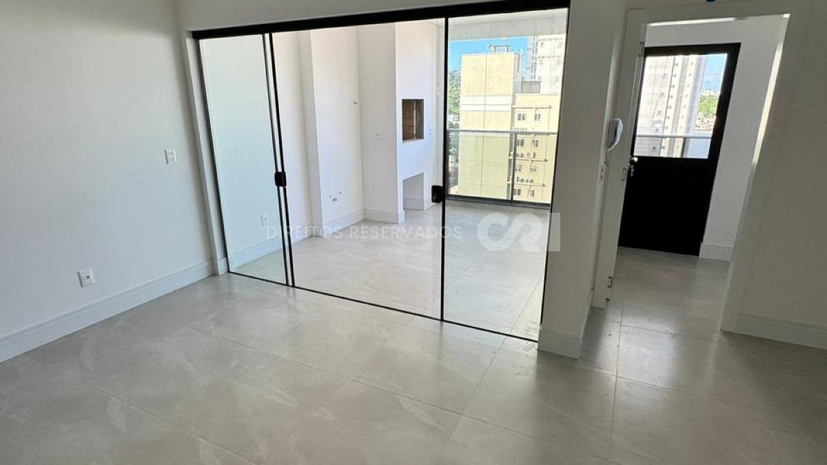 Apartamento com 3 suítes Edifício Sol Nascente no Canto da Praia em Itapema