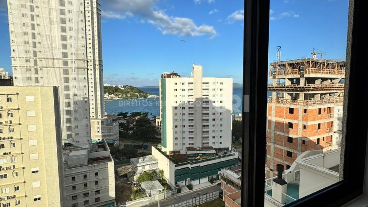 Apartamento com 3 suítes Edifício Sol Nascente no Canto da Praia em Itapema