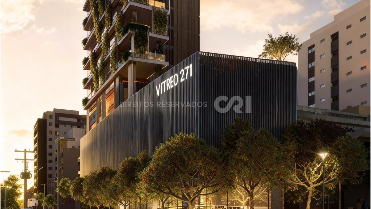 Duplex com 4 suítes Edifício Vitreo na Meia Praia em Itapema