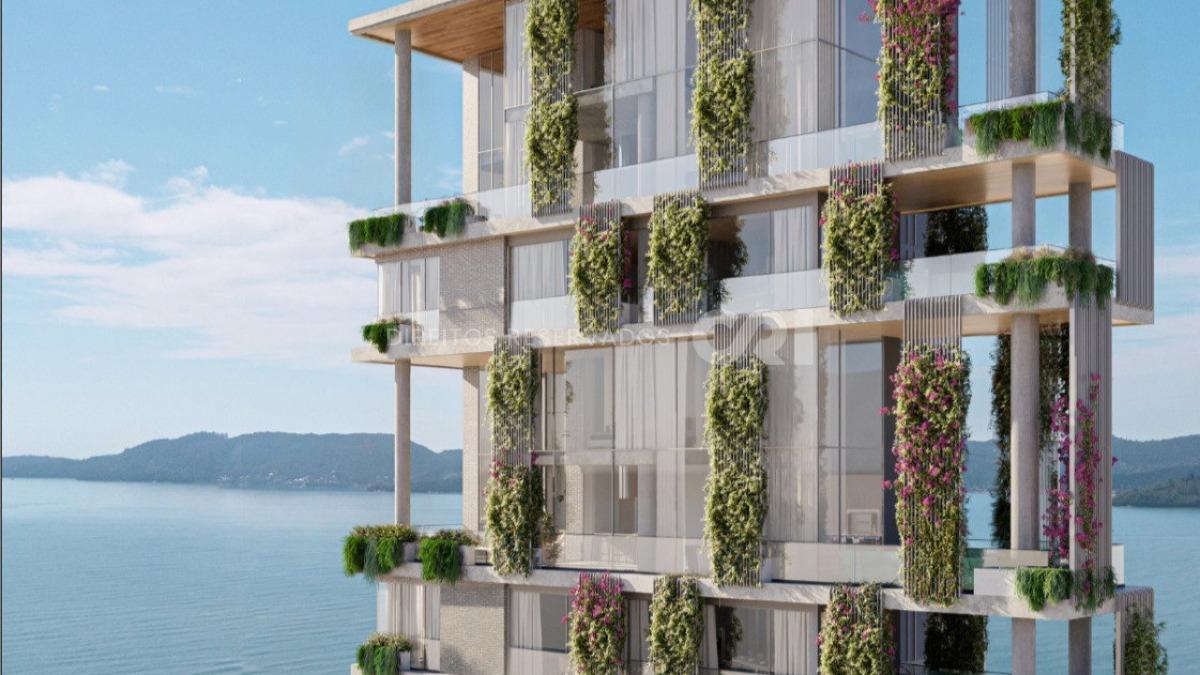 Duplex com 4 suítes Edifício Vitreo na Meia Praia em Itapema