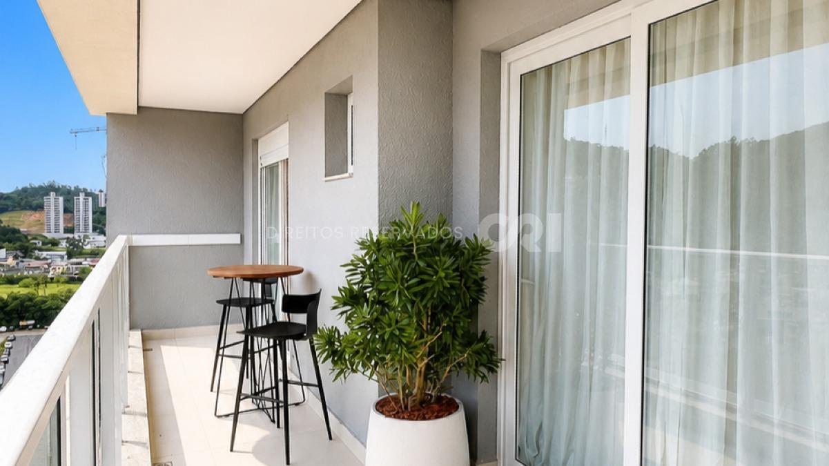 Apartamento decorado com 3 quartos no Salt na Praia Brava em Itajaí