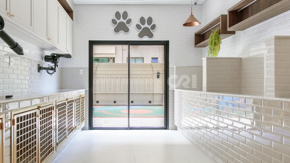 Apartamento com 3 Suítes no Vieiras no Vila Nova em Porto Belo