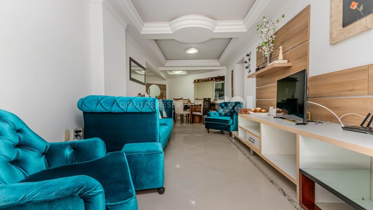 Apartamento com 03 Quartos no Edifício Barcelona no Centro de Balneário Camboriú