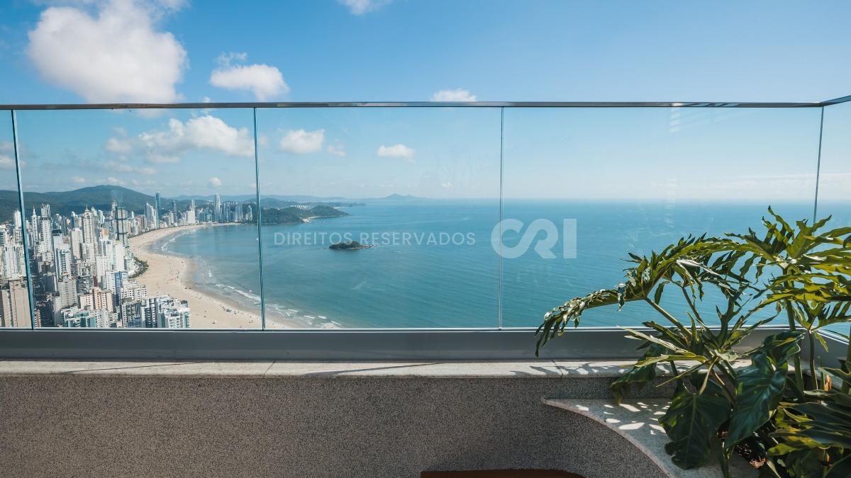 Apartamento com 4 suítes no Edifício Vitra by Pininfarina Centro em Balneário Camboriú
