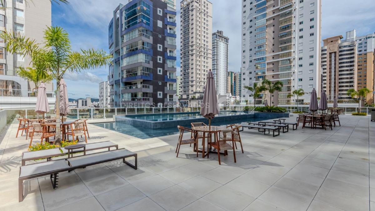Apartamento com 3 suítes no Edifício Horizon Residence no Centro em Balneário Camboriú