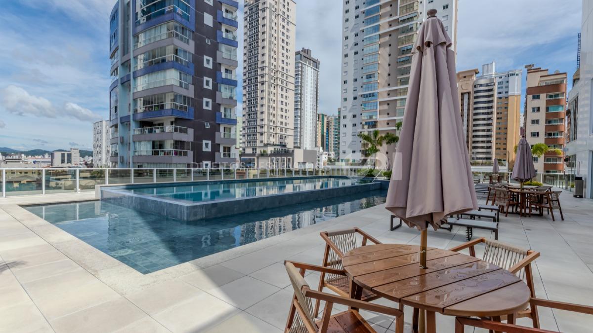 Apartamento com 3 suítes no Edifício Horizon Residence no Centro em Balneário Camboriú