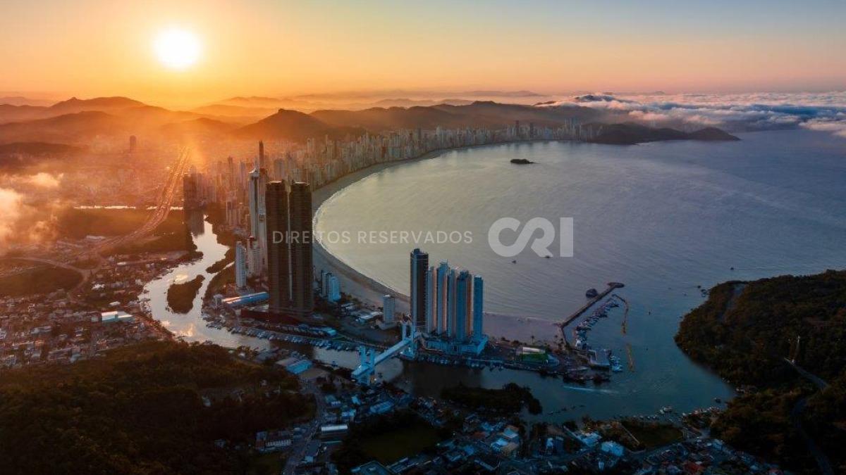 Apartamento Alto Padrão com 4 Suítes no Yachthouse by Pininfarina na Barra Sul em Balneário Camboriú