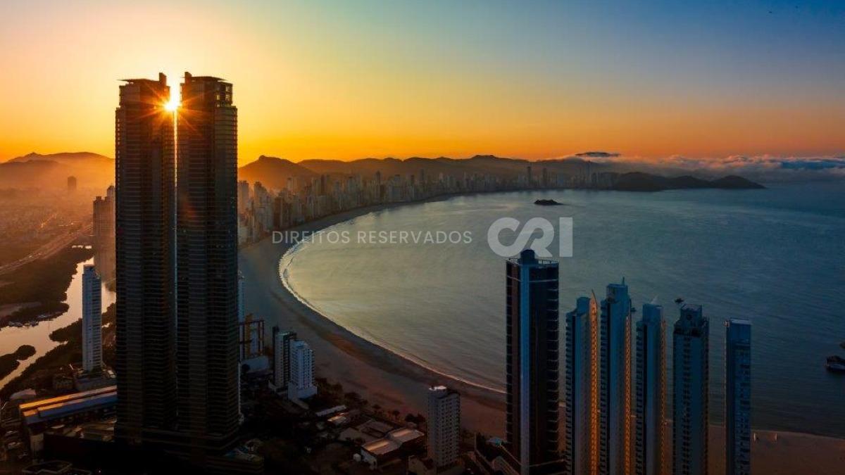 Apartamento Alto Padrão com 4 Suítes no Yachthouse by Pininfarina na Barra Sul, Balneário Camboriú