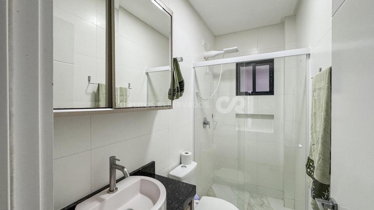 Apartamento 2 Quartos no Tortuga Residence no Centro em Balneário Camboriú