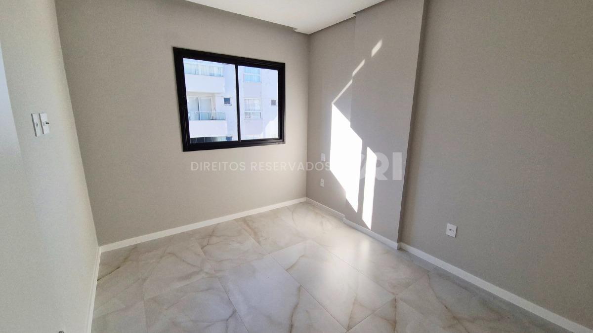 Apartamento com 1 suíte no Manu Bay na Praia Brava em Itajaí