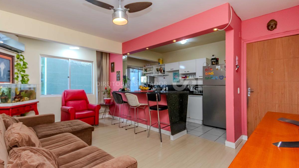 Apartamento 2 dormitórios no Residencial Amsterdã Centro Balneário Camboriú