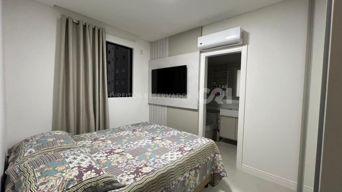 Apartamento com 3 quartos no Edifício Vessel na Meia Praia em Itapema