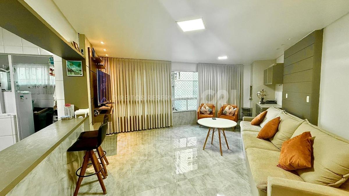 COPA: Apartamento com 3 dormitórios no Esquina Central no Centro de Balneário Camboriú