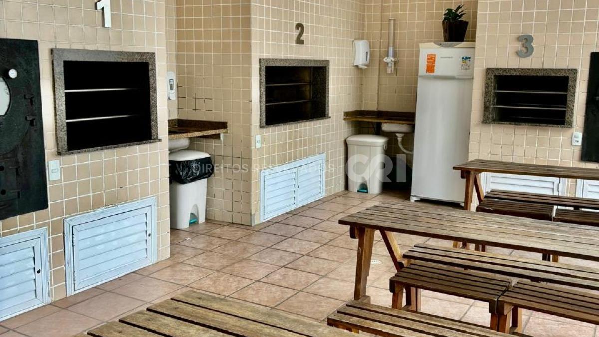 Apartamento com 2 dormitórios sendo 1 suíte no Camboriú Park na Barra Sul em Balneário Camboriú
