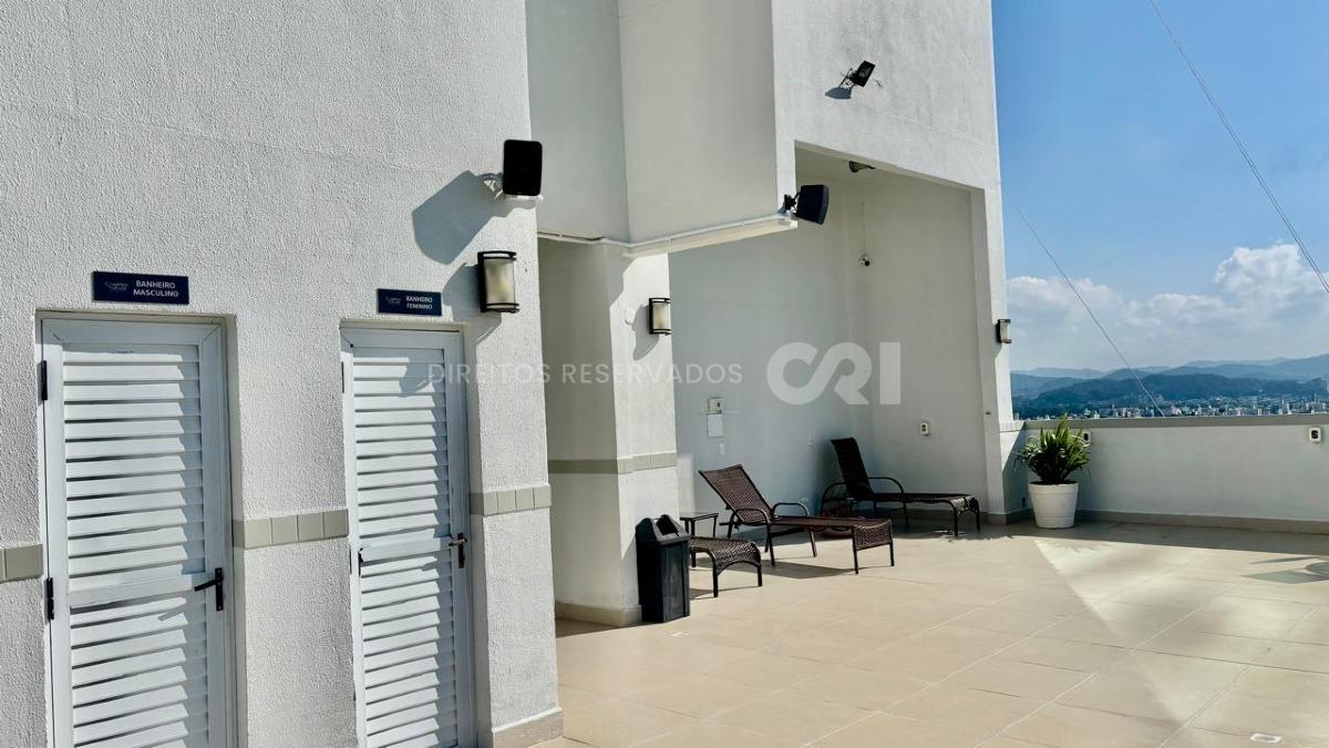 Apartamento com 2 dormitórios sendo 1 suíte no Camboriú Park na Barra Sul em Balneário Camboriú