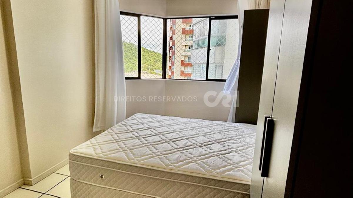 Apartamento com 2 dormitórios sendo 1 suíte no Camboriú Park na Barra Sul em Balneário Camboriú