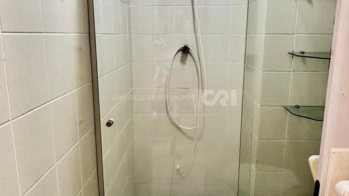Apartamento com 2 dormitórios sendo 1 suíte no Camboriú Park na Barra Sul em Balneário Camboriú