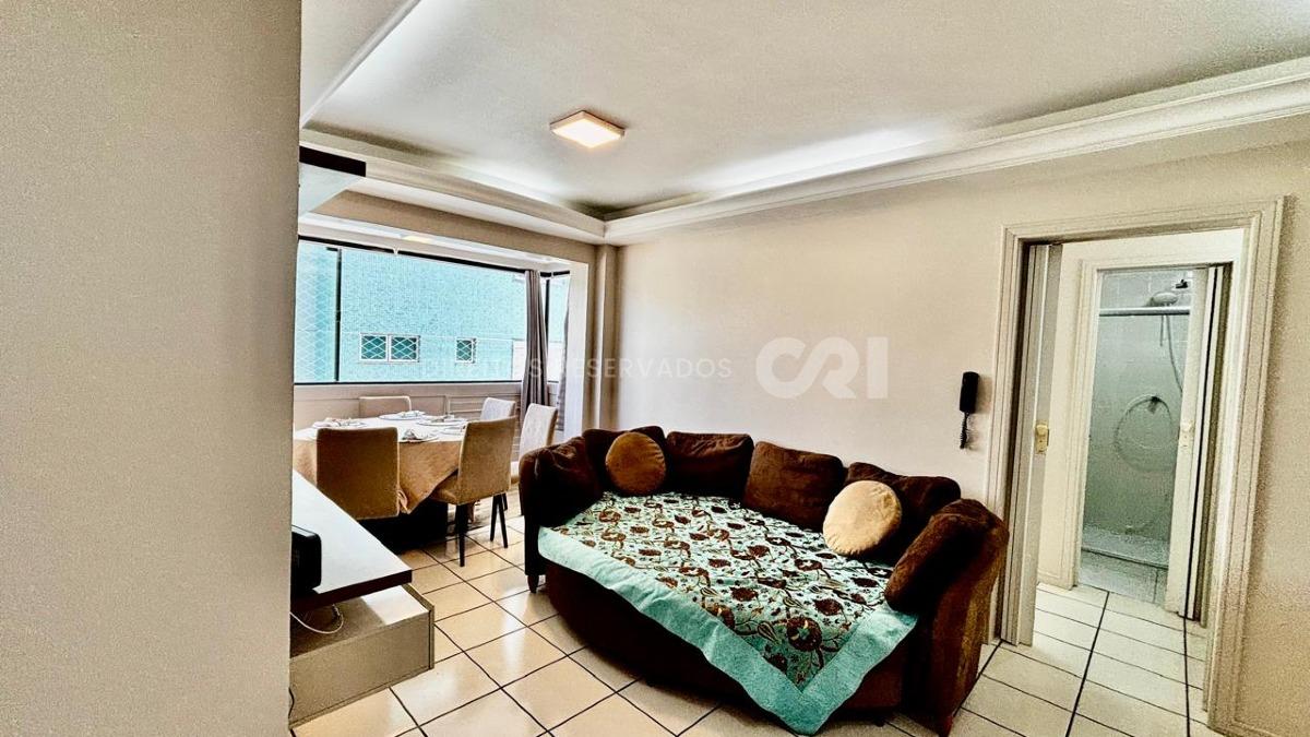 Apartamento com 2 dormitórios sendo 1 suíte no Camboriú Park na Barra Sul em Balneário Camboriú