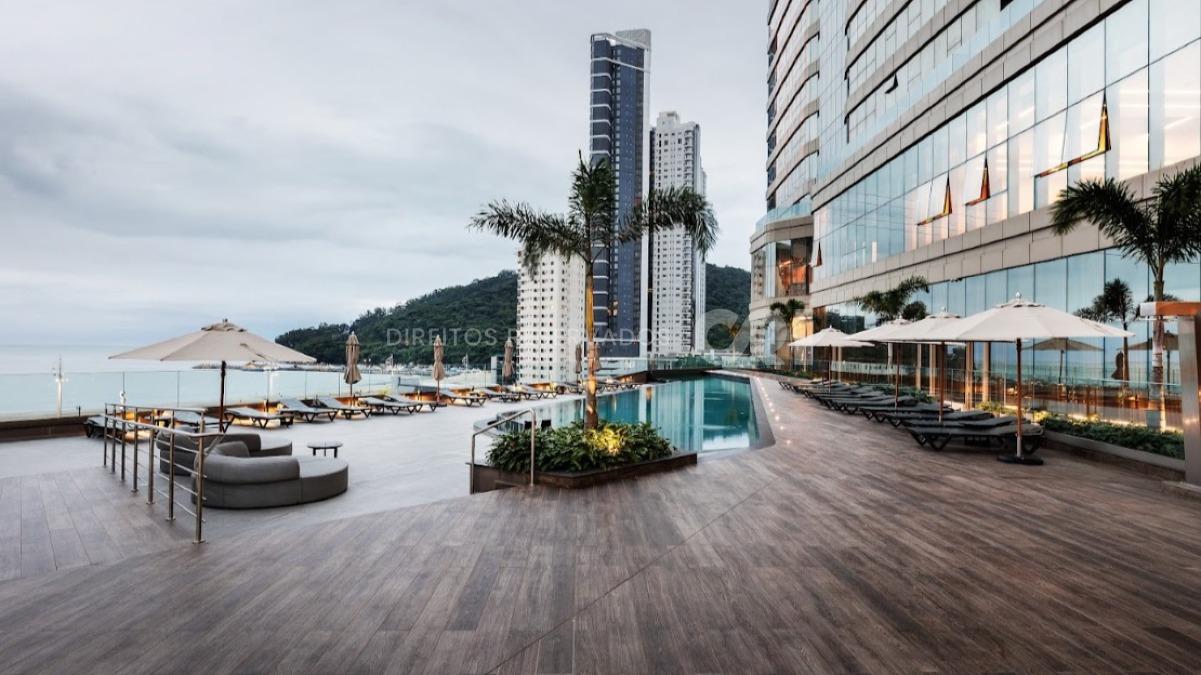 Apartamento com 4 suítes, 264m² no Yachthouse by Pininfarina na Barra Sul, Balneário Camboriú