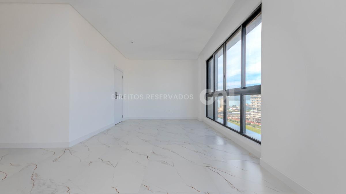 Apartamento com 2 suítes no Edifício Dom Lucca em Perequê, Porto Belo