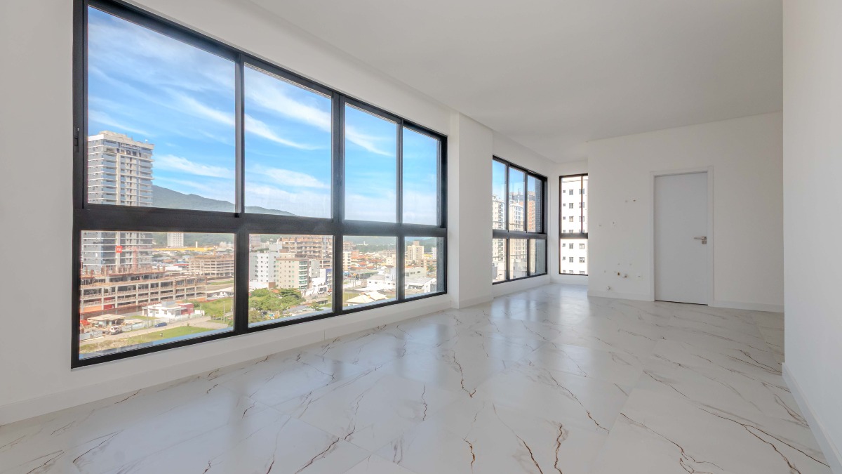 Apartamento com 2 suítes no Edifício Dom Lucca em Perequê, Porto Belo