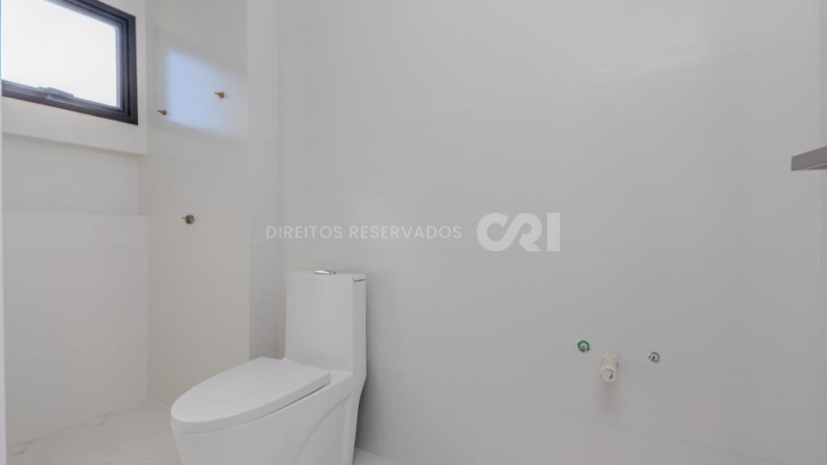 Apartamento com 3 suítes no Edifício Dom Lucca em Perequê, Porto Belo