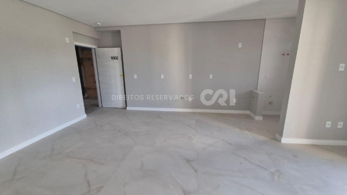 Apartamento com 2 dormitórios no edifício Manu Bay na Praia Brava em Itajaí