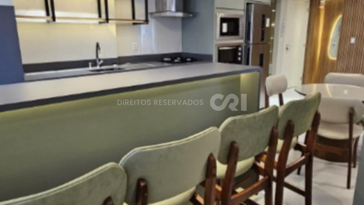 Apartamento com 2 suítes no Edifício Cartago em Meia Praia Itapema