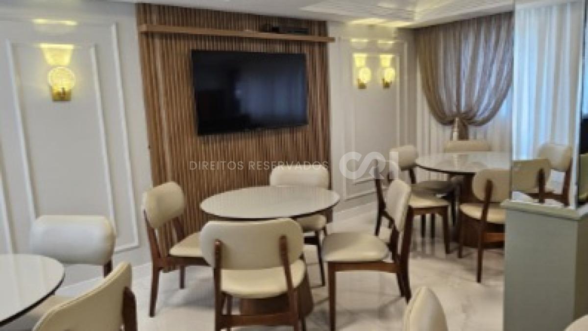 Apartamento com 2 suítes no Edifício Cartago em Meia Praia Itapema