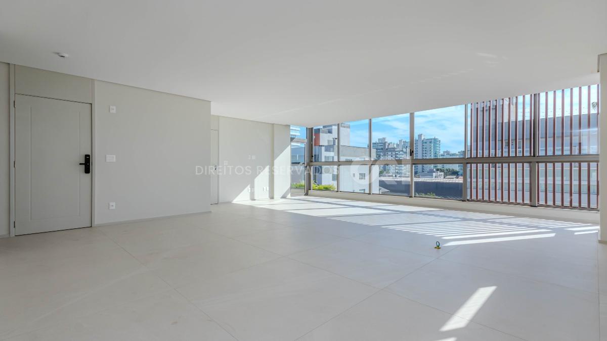 Cobertura duplex com 3 suítes no Edifício In Exclusive Home na Praia Brava em Itajaí