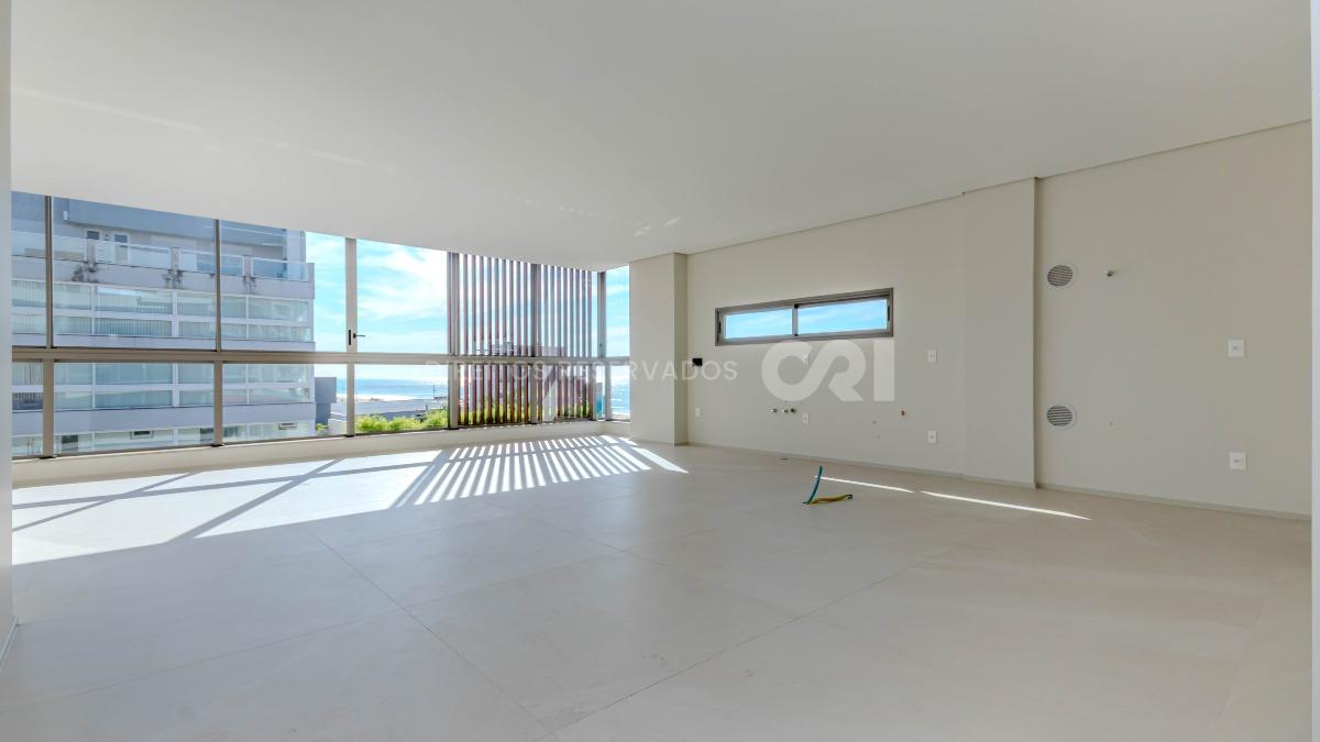 Cobertura duplex com 3 suítes no Edifício In Exclusive Home na Praia Brava em Itajaí