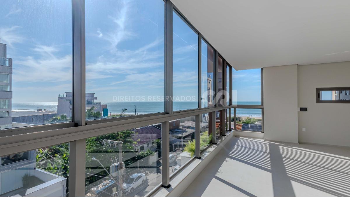 Cobertura duplex com 3 suítes no Edifício In Exclusive Home na Praia Brava em Itajaí