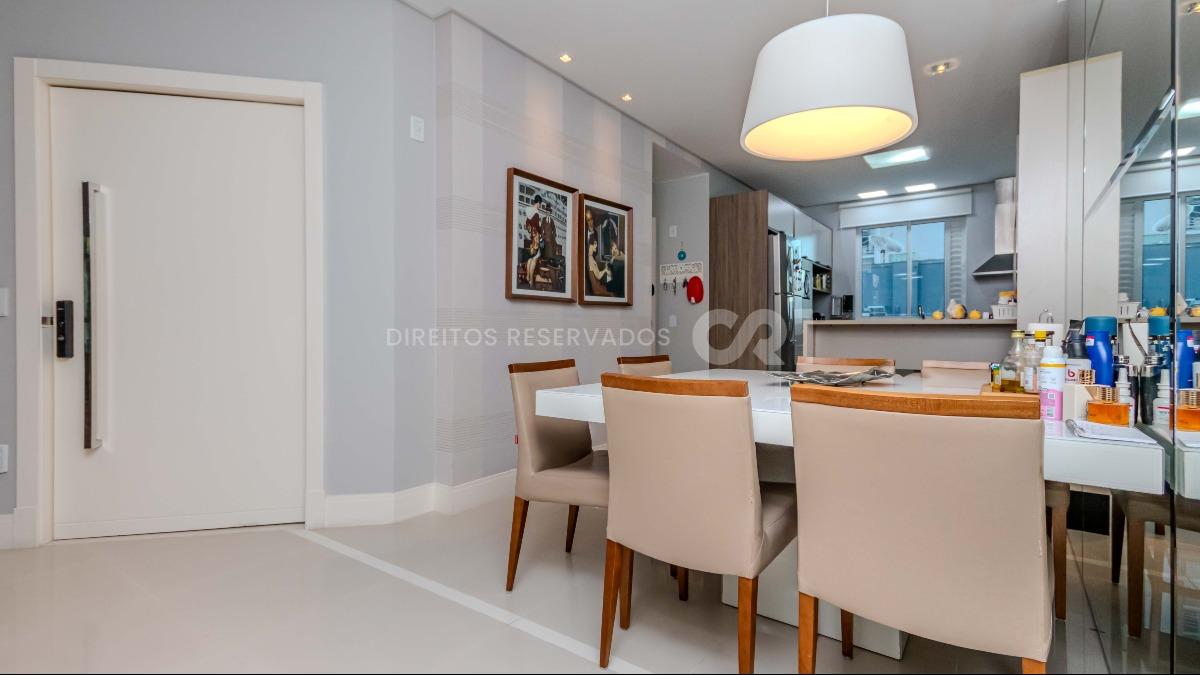 Apartamento com 3 suítes no Edifício Cartagena no Centro em Balneário Camboriú