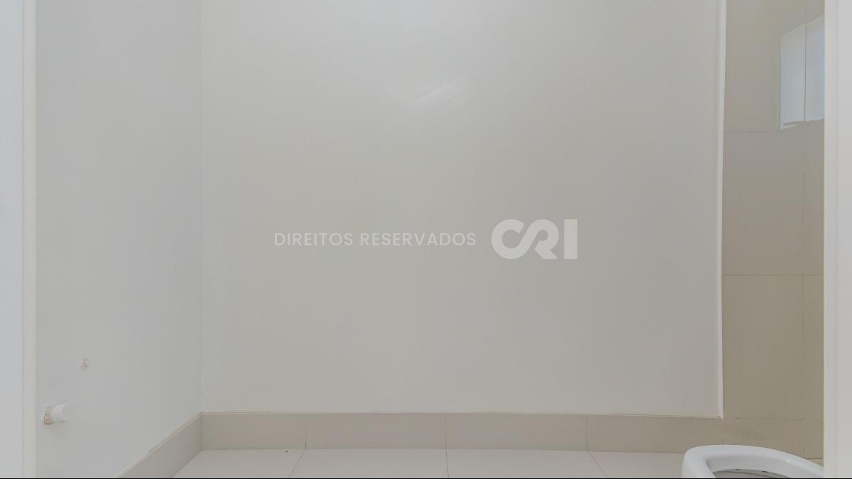 Apartamento duplex com 4 suítes no Edifício Le Majestic no Centro de Balneário Camboriú