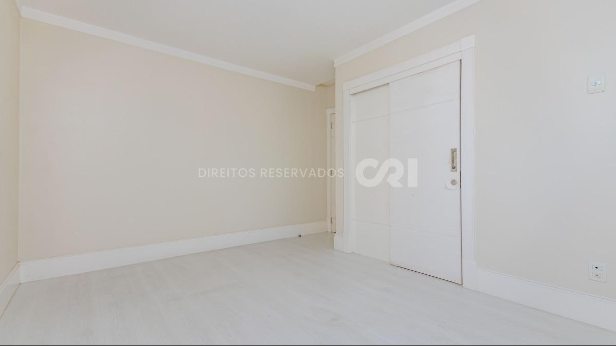 Apartamento duplex com 4 suítes no Edifício Le Majestic no Centro de Balneário Camboriú