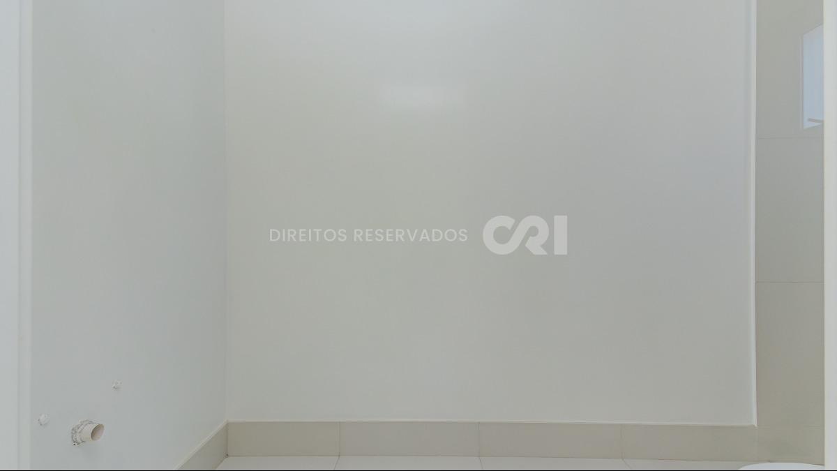 Apartamento duplex com 4 suítes no Edifício Le Majestic no Centro de Balneário Camboriú