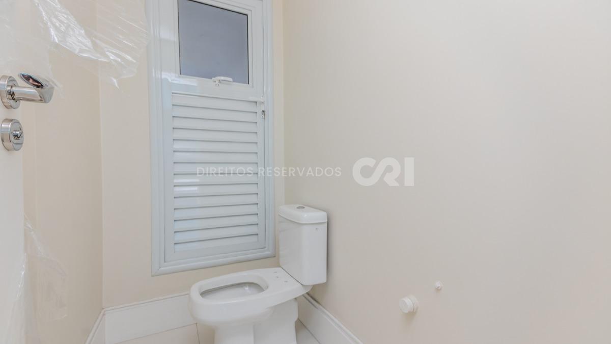 Apartamento duplex com 4 suítes no Residencial Le Majestic no Centro de Balneário Camboriú