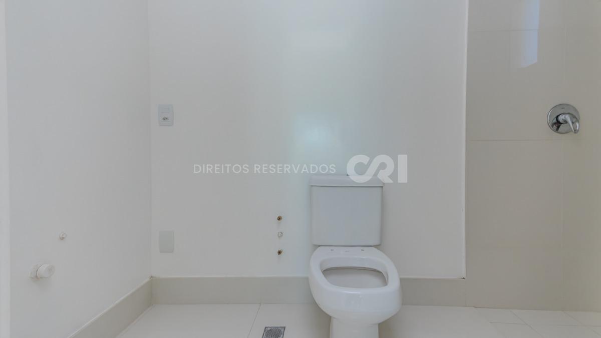 Apartamento duplex com 4 suítes no Residencial Le Majestic no Centro de Balneário Camboriú