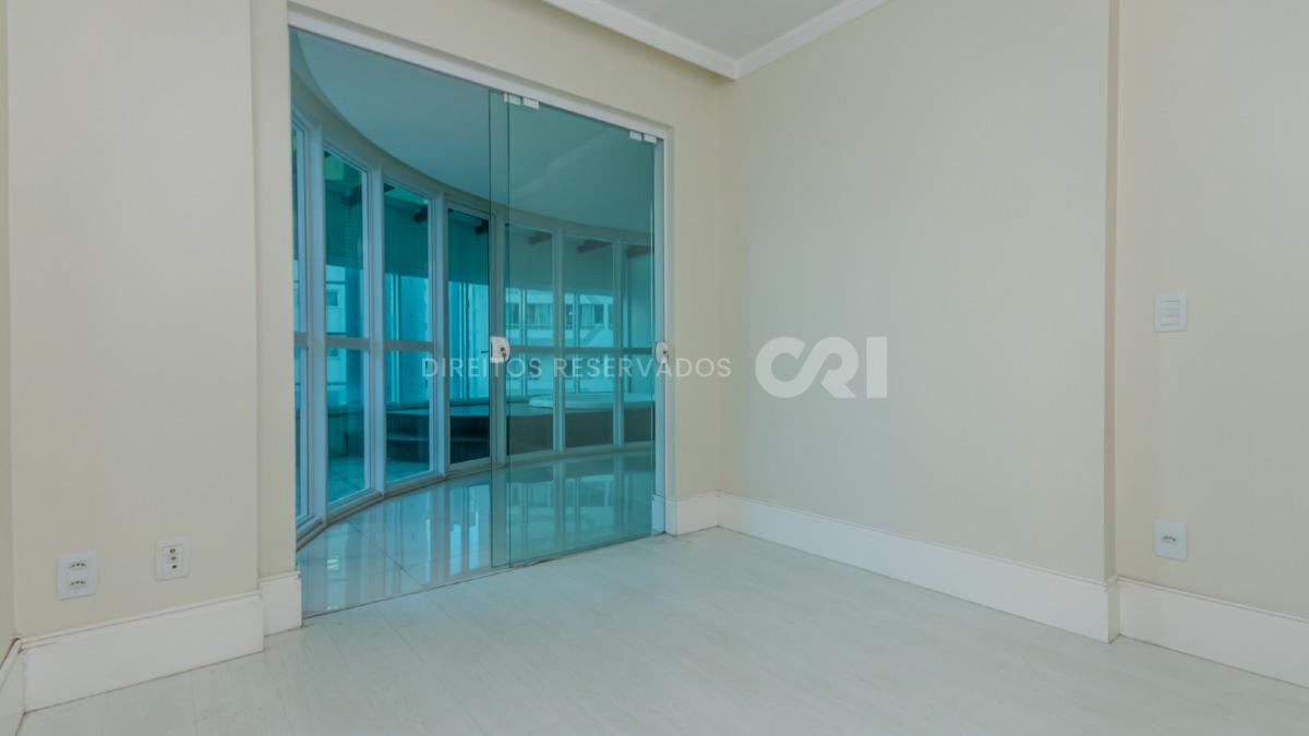 Apartamento com 3 suítes no Edifício Le Majestic no Centro, Balneário Camboriú
