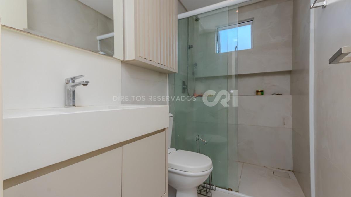 Apartamento mobiliado com 4 quartos no Edifício Imperial Tower no Centro de Balneário Camboriú